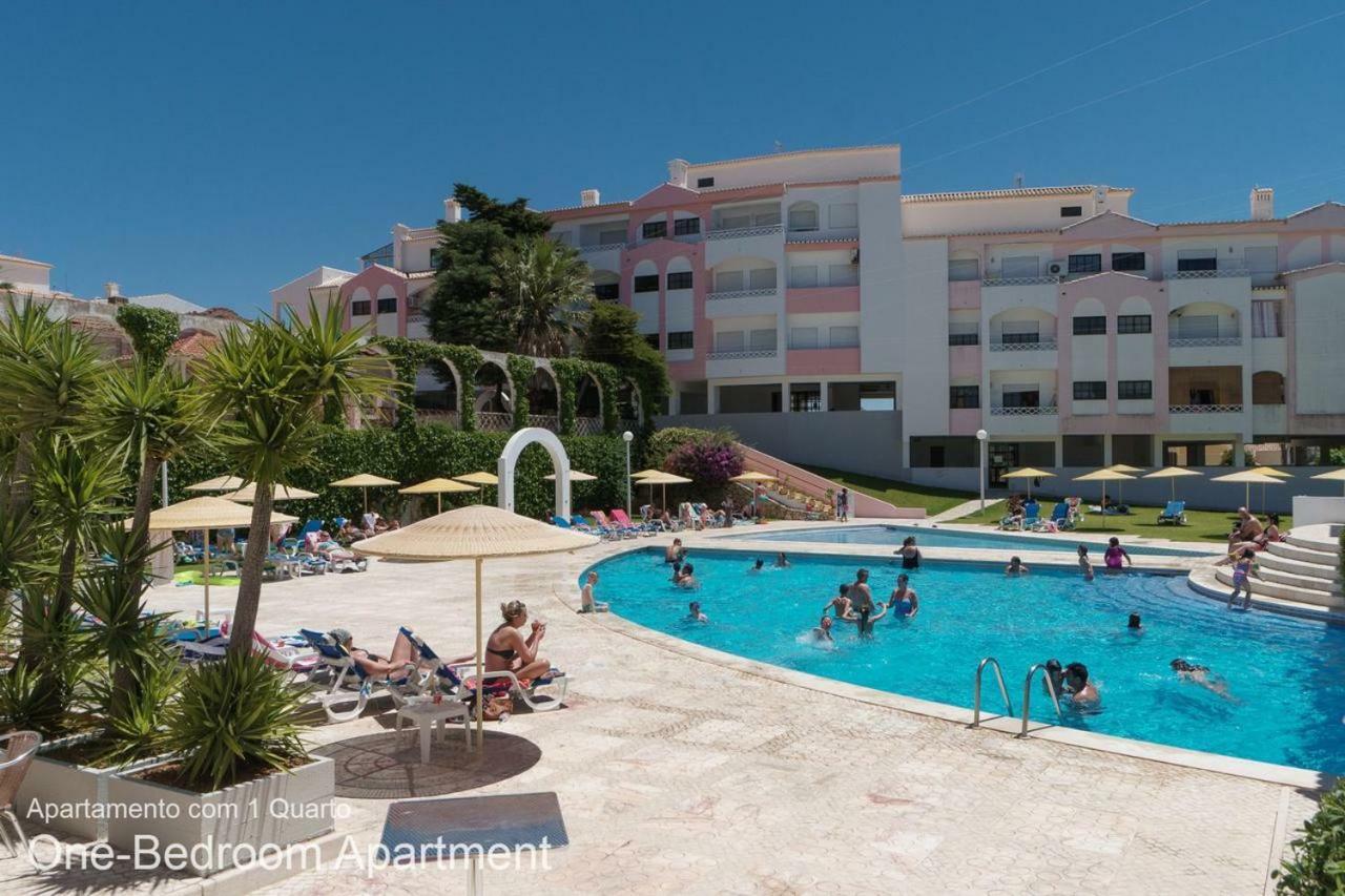 Algarve - Praia Da Rocha - Near Of Awesome Beach Portimao Exterior photo